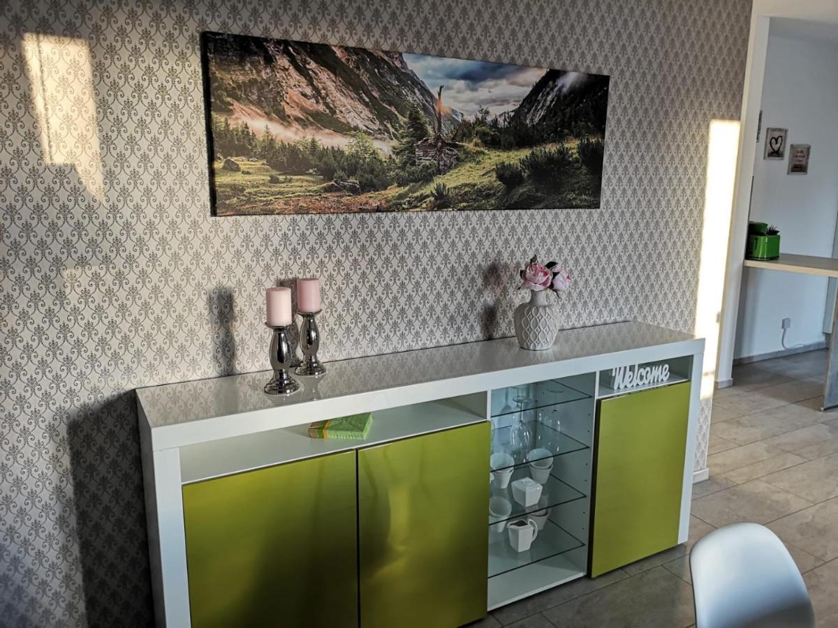 Modern Wohnen I Parkplatz I Wlan I Netflix I Balkon I 6 Schlafplaetze Apartment Bad Oeynhausen Bagian luar foto